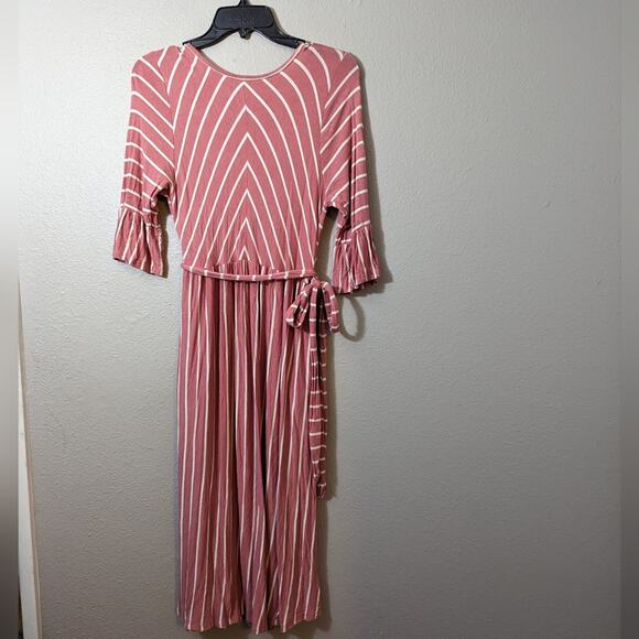 Hailey & co Dresses & Skirts - Hailey & co striped midi dress